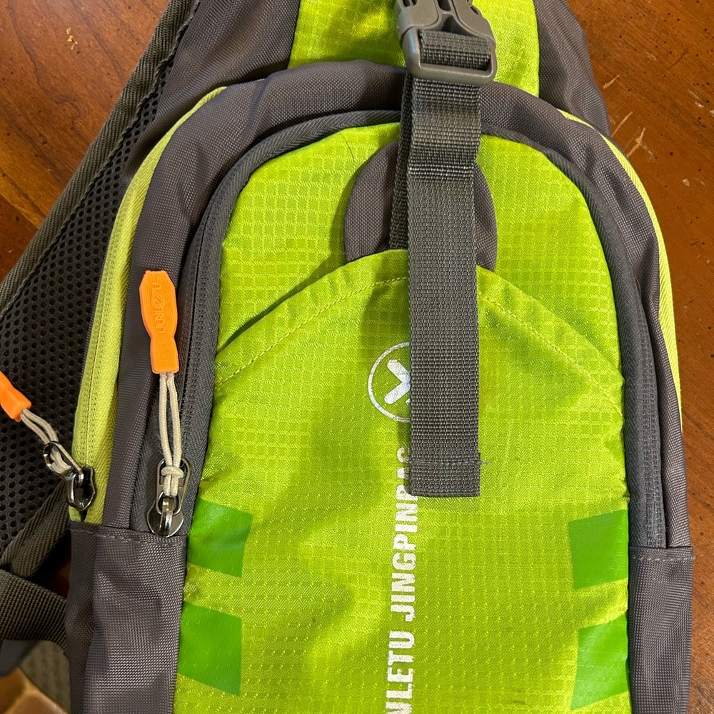 Cross body travel/hiking purse